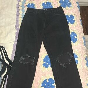 Hollister Ultra High Rise ‘90s Vintage Straight Jean - Black Sz 11R